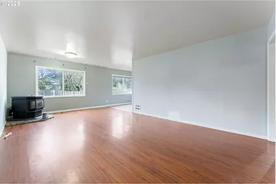 2665 35th St, Coos Bay, OR 97420 - Photo 7