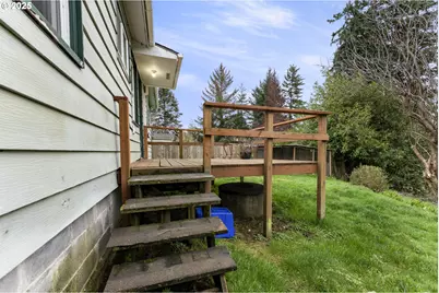 2665 35th St, Coos Bay, OR 97420 - Photo 21