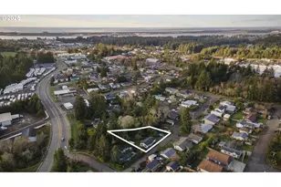 2665 35th St, Coos Bay, OR 97420 - Photo 23