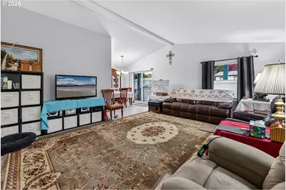 157 NW Bree Dr, Winston, OR 97496 - Photo 9