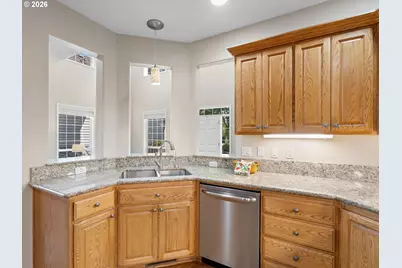 1078 NE Parks Edge Cir, Hillsboro, OR 97124 - Photo 15