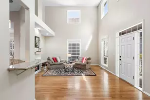 1078 NE Parks Edge Cir, Hillsboro, OR 97124 - Photo 9