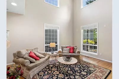 1078 NE Parks Edge Cir, Hillsboro, OR 97124 - Photo 11