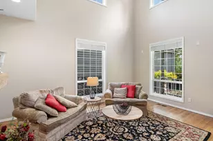 1078 NE Parks Edge Cir, Hillsboro, OR 97124 - Photo 11