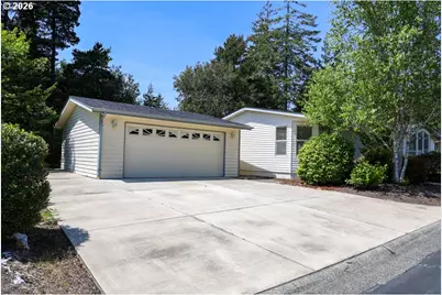 202 Munsel Creek Loop, Florence, OR 97439 - Photo 3