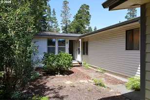 202 Munsel Creek Loop, Florence, OR 97439 - Photo 31