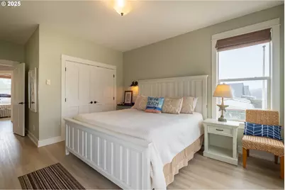 2518 SW Anemone Ave, Lincoln City, OR 97367 - Photo 15