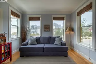 2518 SW Anemone Ave, Lincoln City, OR 97367 - Photo 11