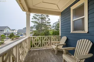 2518 SW Anemone Ave, Lincoln City, OR 97367 - Photo 17