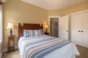 2518 SW Anemone Ave, Lincoln City, OR 97367 - Photo 21