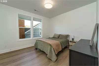 800 E 37th St, Vancouver, WA 98663 - Photo 27