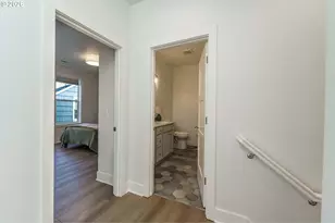 800 E 37th St, Vancouver, WA 98663 - Photo 25