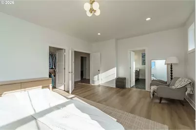 800 E 37th St, Vancouver, WA 98663 - Photo 19