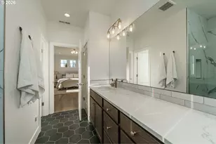 800 E 37th St, Vancouver, WA 98663 - Photo 21
