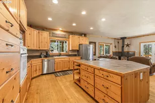 23125 Sprague River Rd, Sprague River, OR 97639 - Photo 13