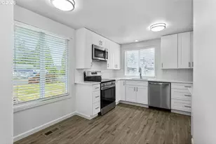 1602 NE Centurion Pl, Gresham, OR 97030 - Photo 13