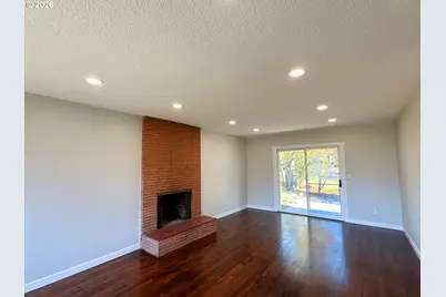 12041 NE Siskiyou St, Portland, OR 97220 - Photo 5
