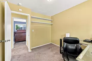 1745 NW 7th Pl, Gresham, OR 97030 - Photo 27