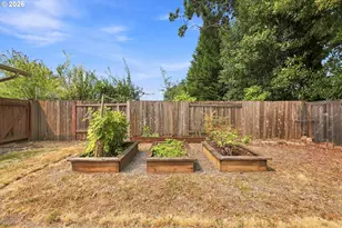 1745 NW 7th Pl, Gresham, OR 97030 - Photo 31