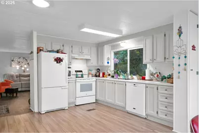 1600 Rhododendron Dr #131, Florence, OR 97439 - Photo 11