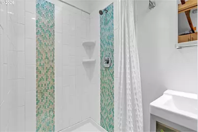 7720 S Macadam Ave, Portland, OR 97219 - Photo 25