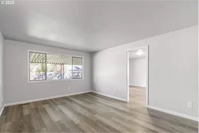 2713 E Walnut Ave, Newberg, OR 97132 - Photo 17