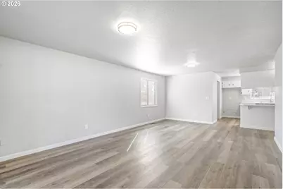 2713 E Walnut Ave, Newberg, OR 97132 - Photo 13