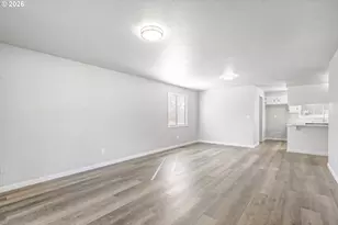 2713 E Walnut Ave, Newberg, OR 97132 - Photo 13