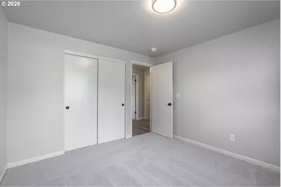 2713 E Walnut Ave, Newberg, OR 97132 - Photo 27