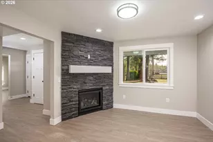25264 E Bolton Rd, Veneta, OR 97487 - Photo 9