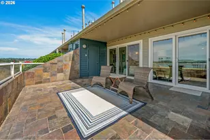 113 N Hayden Bay Dr, Portland, OR 97217 - Photo 25