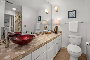 113 N Hayden Bay Dr, Portland, OR 97217 - Photo 21