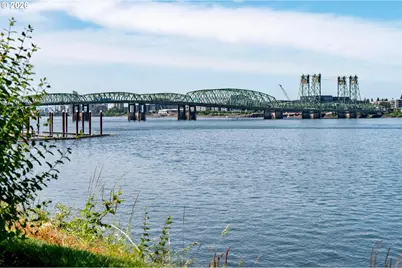 113 N Hayden Bay Dr, Portland, OR 97217 - Photo 33