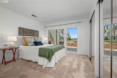 113 N Hayden Bay Dr, Portland, OR 97217 - Photo 13