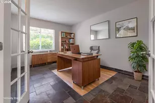 113 N Hayden Bay Dr, Portland, OR 97217 - Photo 23