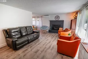 2021 Cedar Ave, Reedsport, OR 97467 - Photo 3