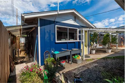 2021 Cedar Ave, Reedsport, OR 97467 - Photo 27