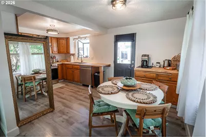 2021 Cedar Ave, Reedsport, OR 97467 - Photo 5
