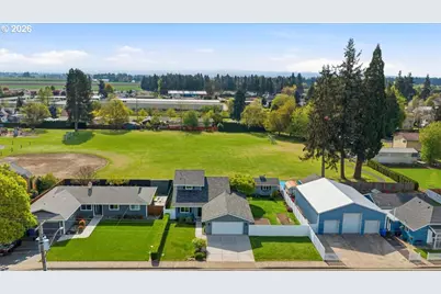 4094 5th St, Hubbard, OR 97032 - Photo 9