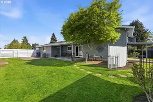 4094 5th St, Hubbard, OR 97032 - Photo 5