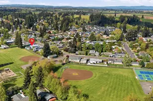 4094 5th St, Hubbard, OR 97032 - Photo 11