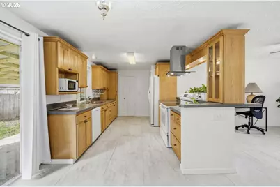 11722 NW 9th Ave, Vancouver, WA 98685 - Photo 13