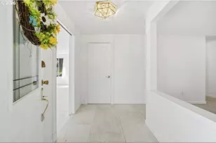 11722 NW 9th Ave, Vancouver, WA 98685 - Photo 3