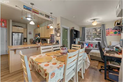 400 NE 100th Ave #101, Portland, OR 97220 - Photo 9