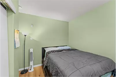 400 NE 100th Ave #101, Portland, OR 97220 - Photo 17