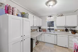 3090 D St NE, Salem, OR 97301 - Photo 11