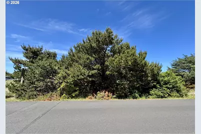 1510 NW Parker Ave, Waldport, OR 97394 - Photo 1