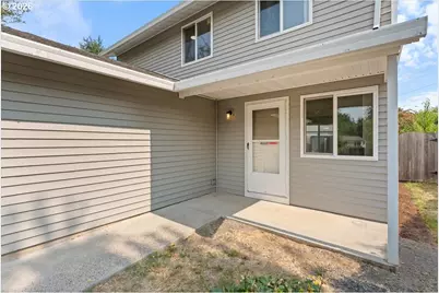 19921 SW Meadowbrook Ct, Beaverton, OR 97078 - Photo 3