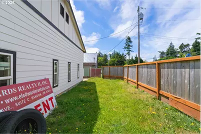 1951 17th, North Bend, OR 97459 - Photo 17