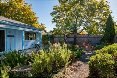 456 SE Villa Dr, Corvallis, OR 97333 - Photo 43